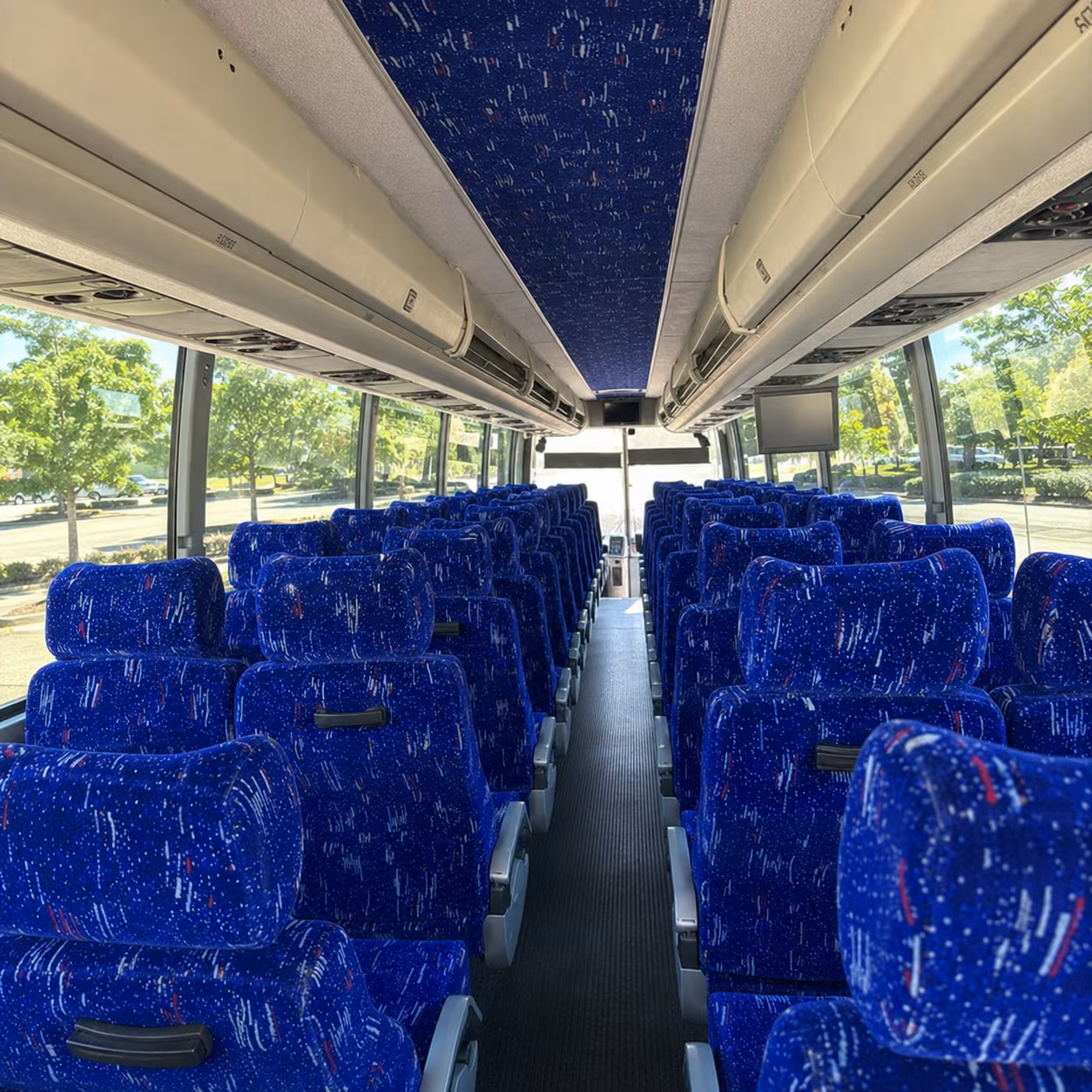 charter buses and party buses to sooners football games at oklahoma memorial stadium