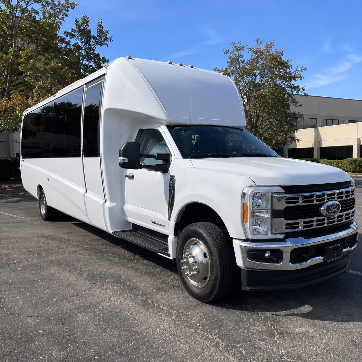 minibus rentals for norman prom groups heading to okc