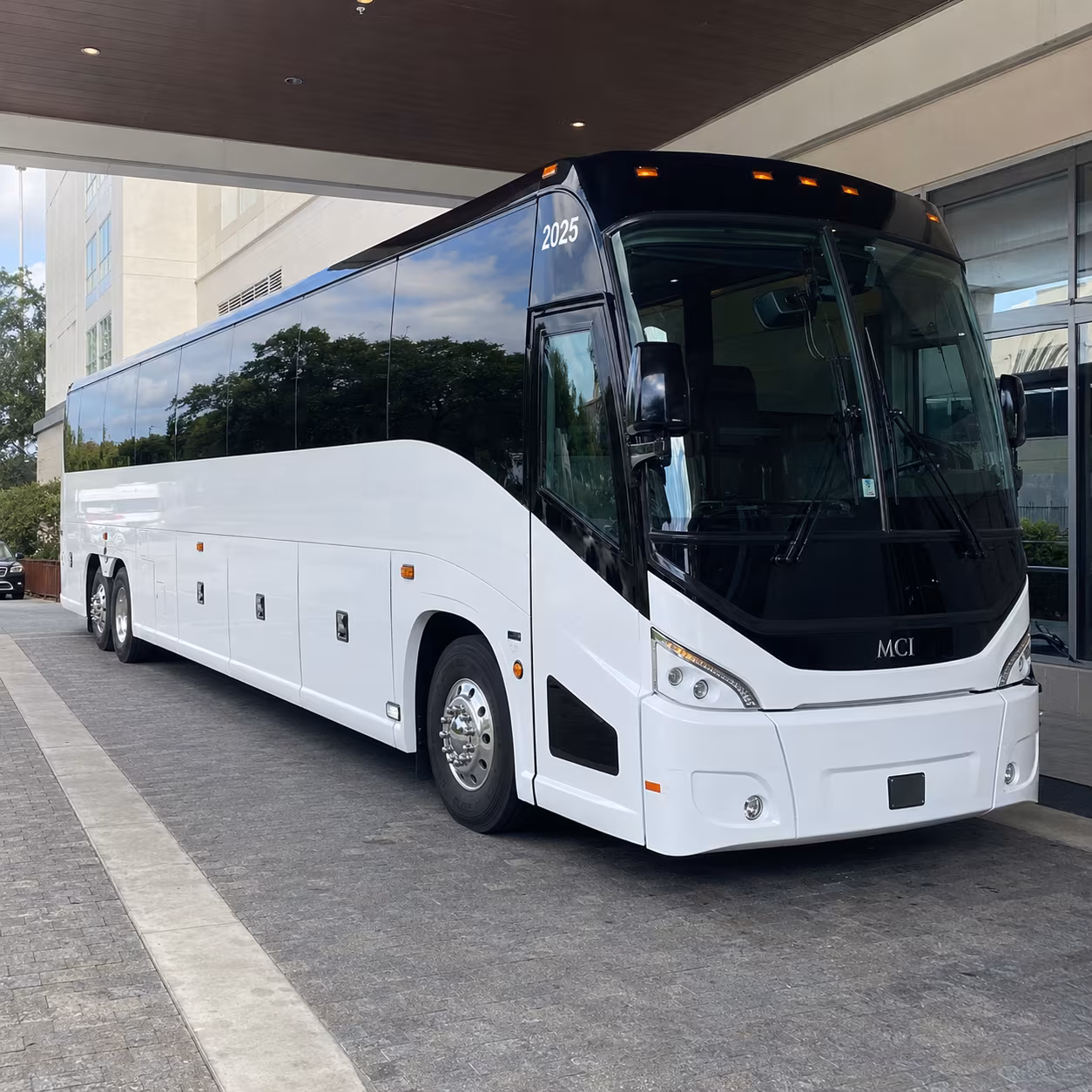 norman 54 passenger charter bus