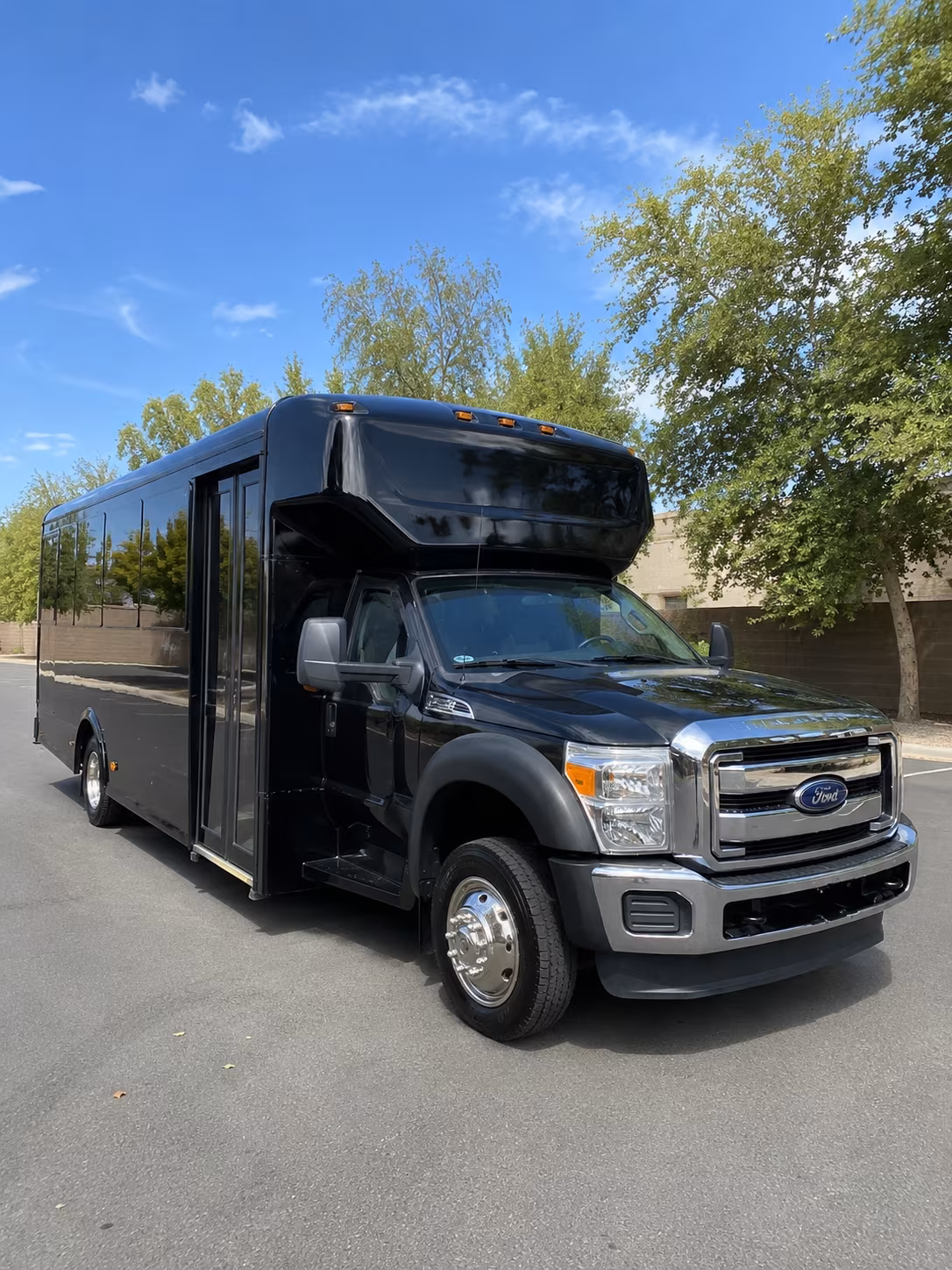 party buses to lloyd noble center shows and big ticket nights out