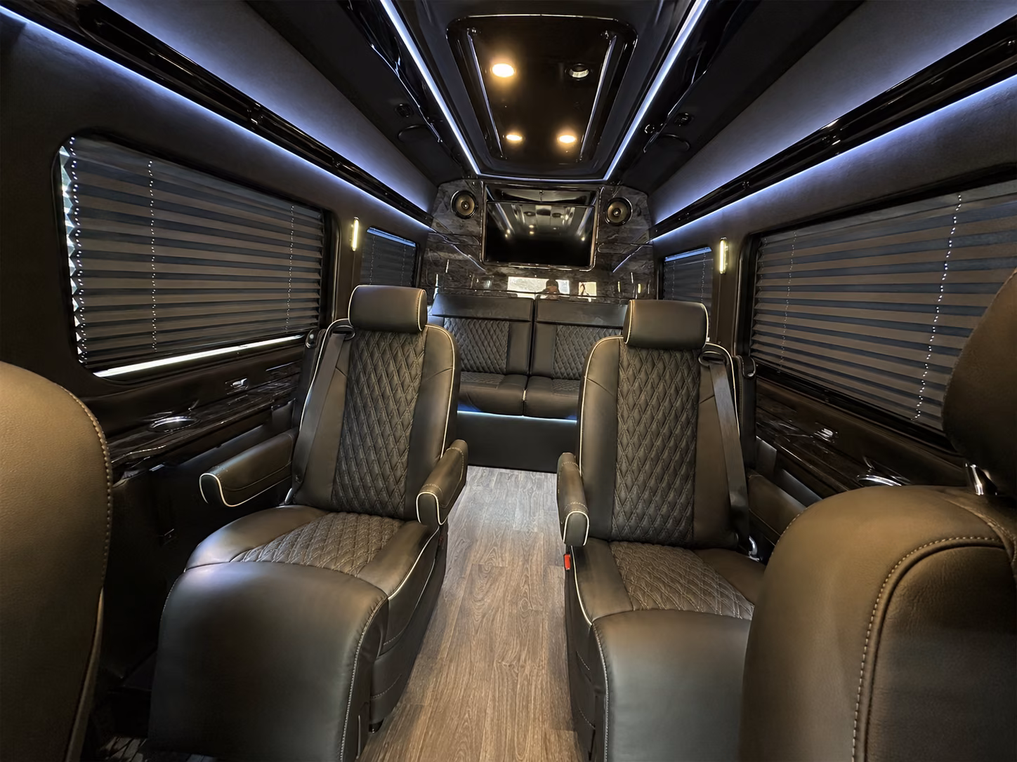 reserve transportation for your next airport transfer 4
