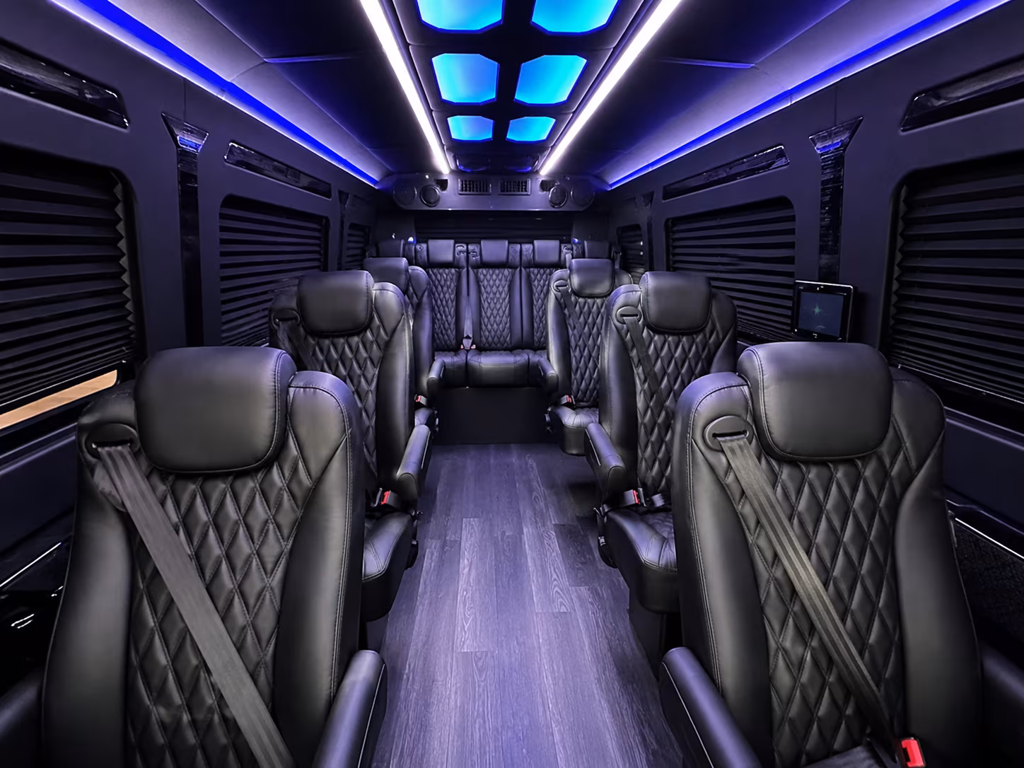 reserve transportation for your next bachelor or bachelorette party 4